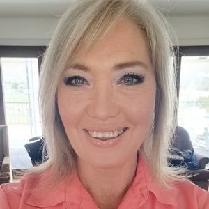 Meet your Posher, Miriam